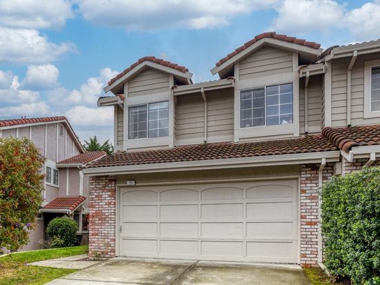 15 Amy Dr, San Mateo, CA 94403