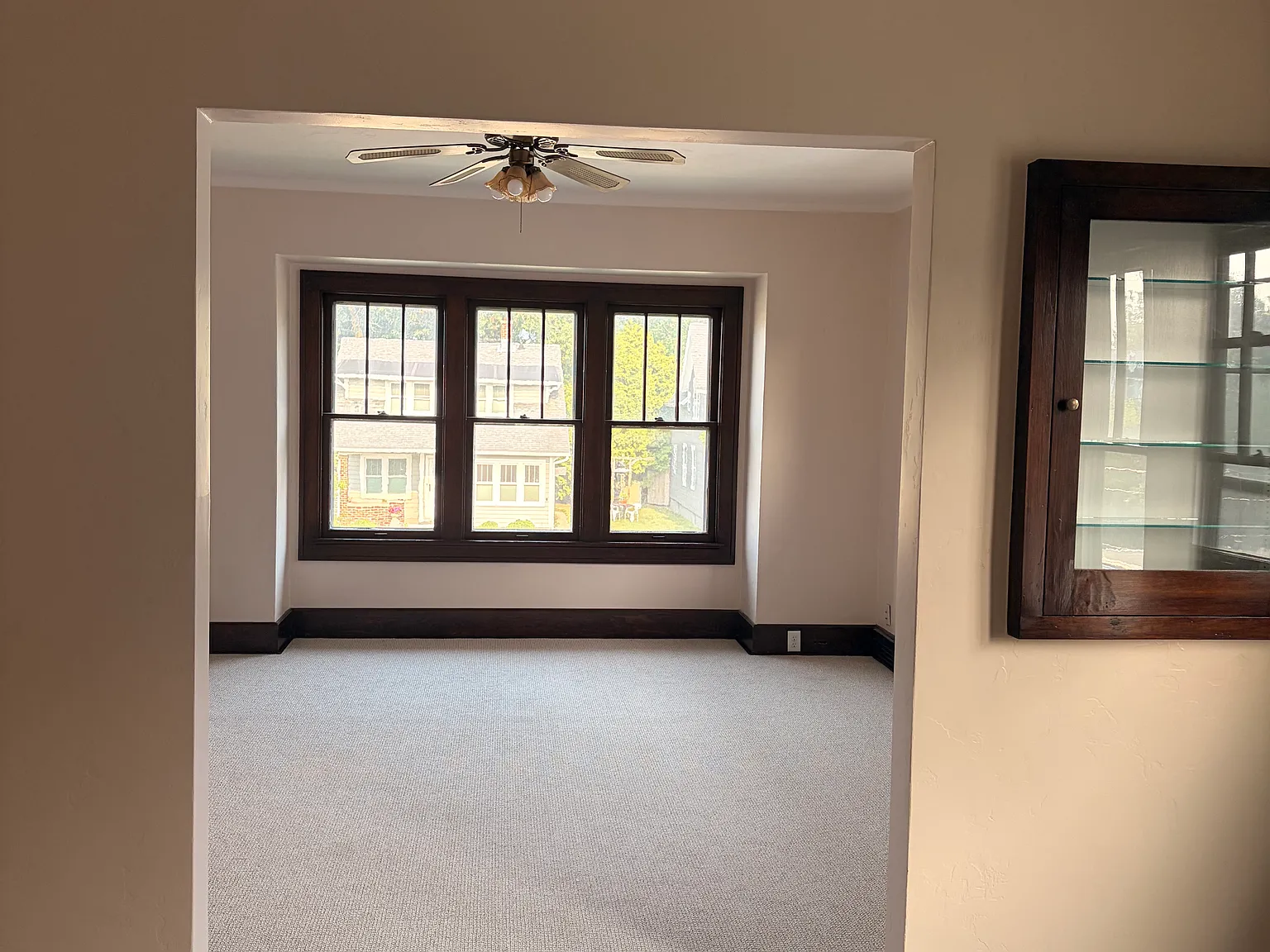 2 bed, 1200 sqft, $1,550 — Photo 4