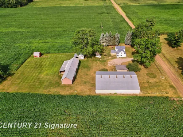 22335 Ederer Rd, Merrill, MI 48637