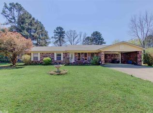 155 Westgate Ter, Hot Springs, AR 71913