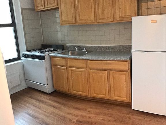 3rd image of 32-76 32nd St #4D