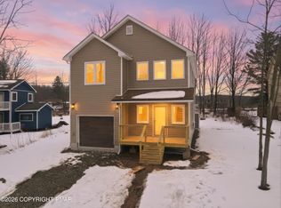 48 Grandview Dr, Lake Ariel, PA 18436