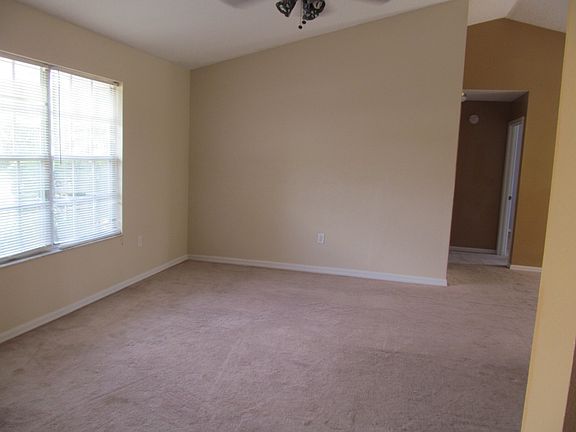 3rd image of 2325 Kerridale St