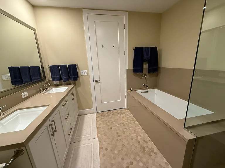1006 Woodbury Rd #101 — Photo 7
