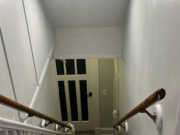 130 Perkins Ave #3