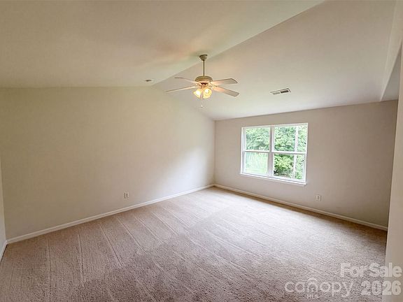 4th image of 616 Faith Dr SW