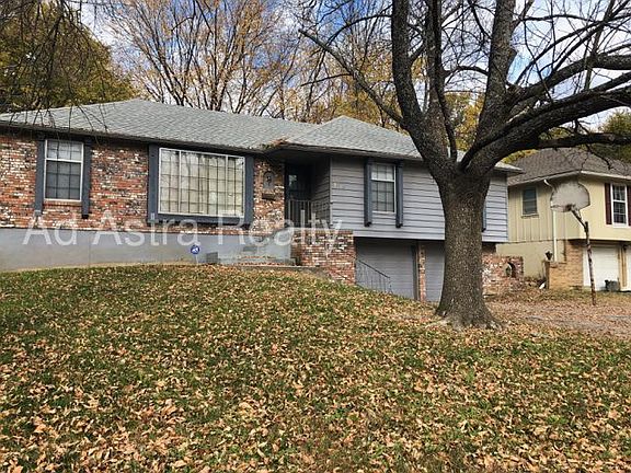 2nd image of 8004 E 119th Ter