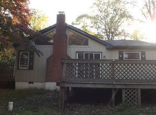 582 Rue De John, East Stroudsburg, PA
