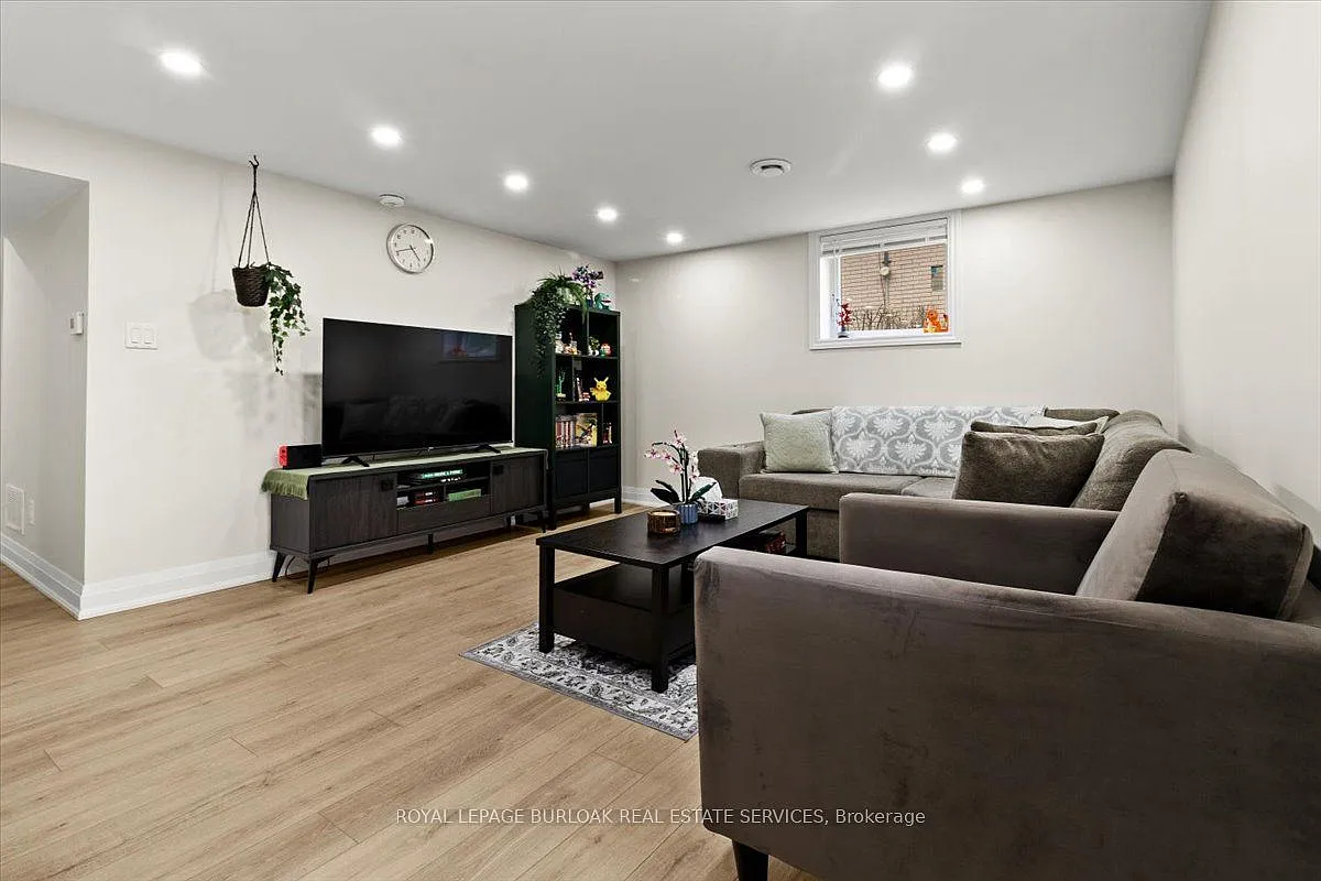 1 bed, $1,895 — Photo 4
