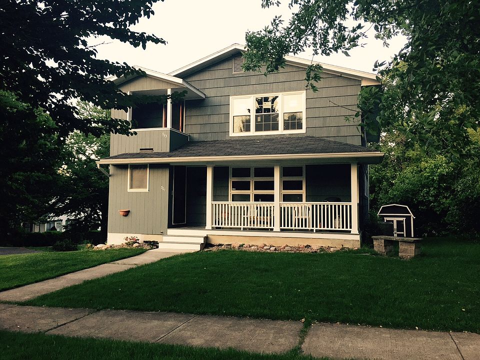 1st image of 301 Roosevelt Ave