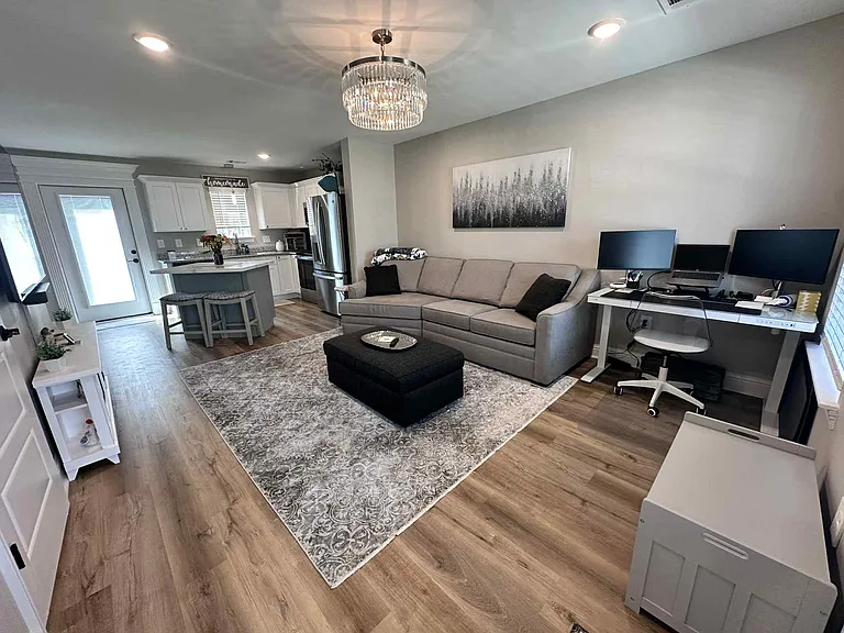 145 Coral Breeze Dr — Photo 12