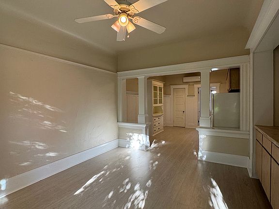 4th image of 531 12th St APT A