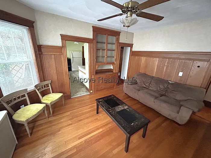 3 bed, 1.0 bath, $3,450 — Photo 1