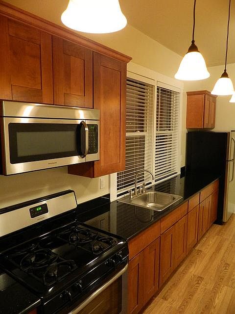 1st image of 84 Chenery St