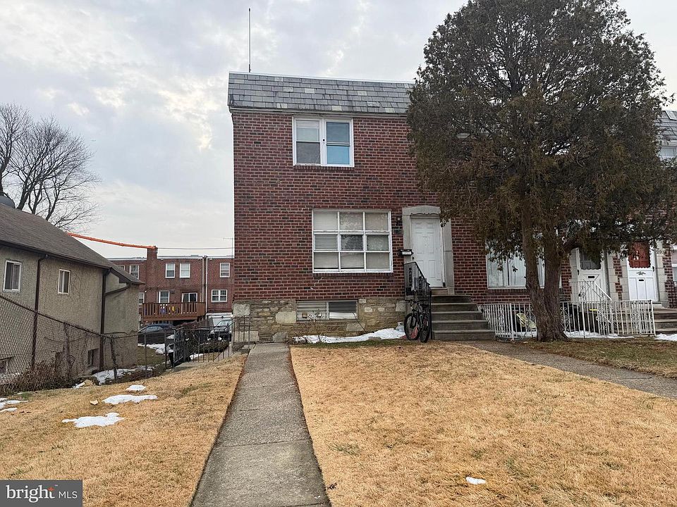 1st image of 2938 Devereaux Ave