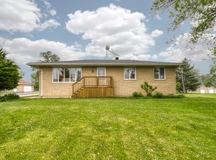9419 Blaine St, Crown Point, IN 46307