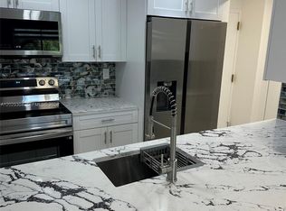 5280 NW 7th St APT 306, Miami, FL 33126