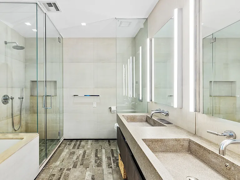 403 Greenwich St #A — Photo 6