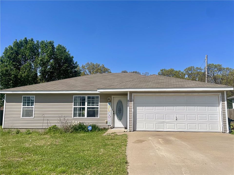 1st image of 22038 Cheryl Dr