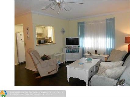 1st image of 137 Newport Ct #I