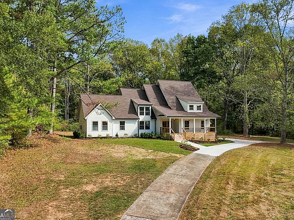 4th image of 2102 Thomas Rd