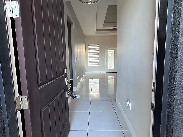 16584 Barnes Ct — Photo 2