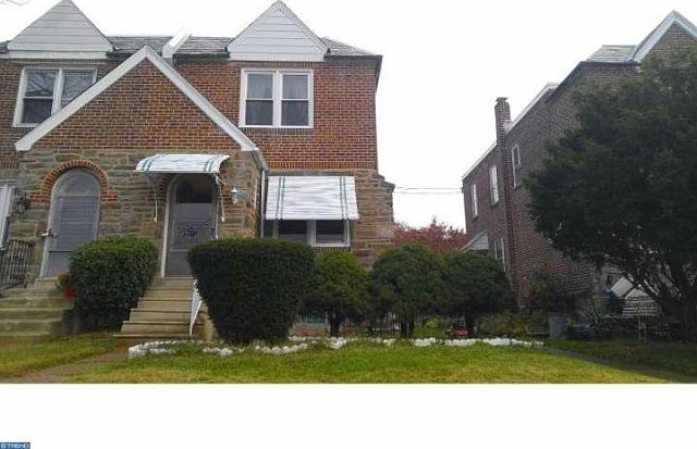 1st image of 4219 Sheffield Ave