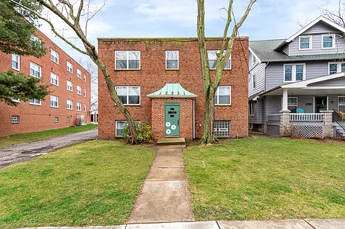 1335 Mathews Ave #1 Photo 1
