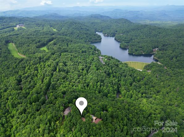 130 Wanei Ct, Brevard, NC 28712
