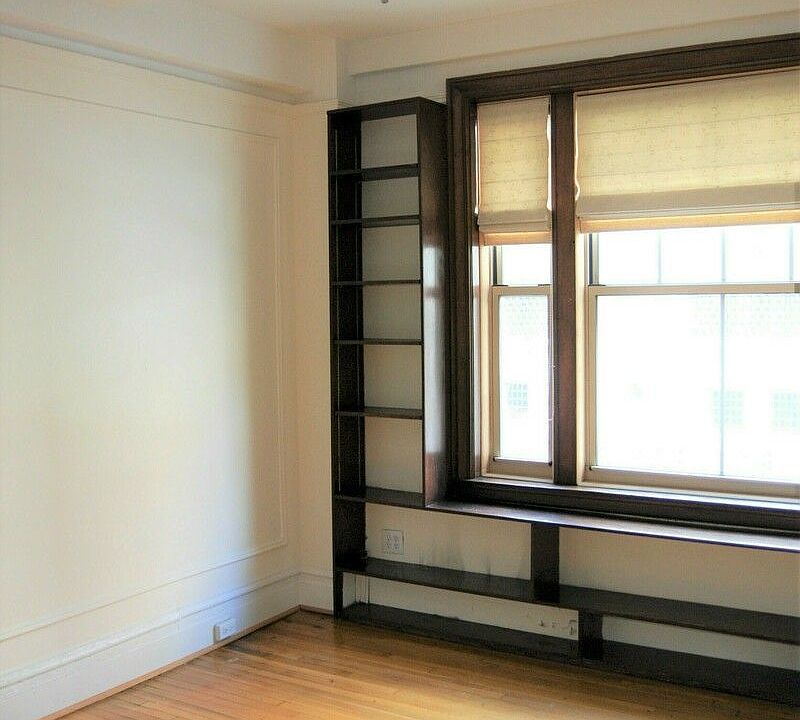 1st image of 170 W 74th St APT 207