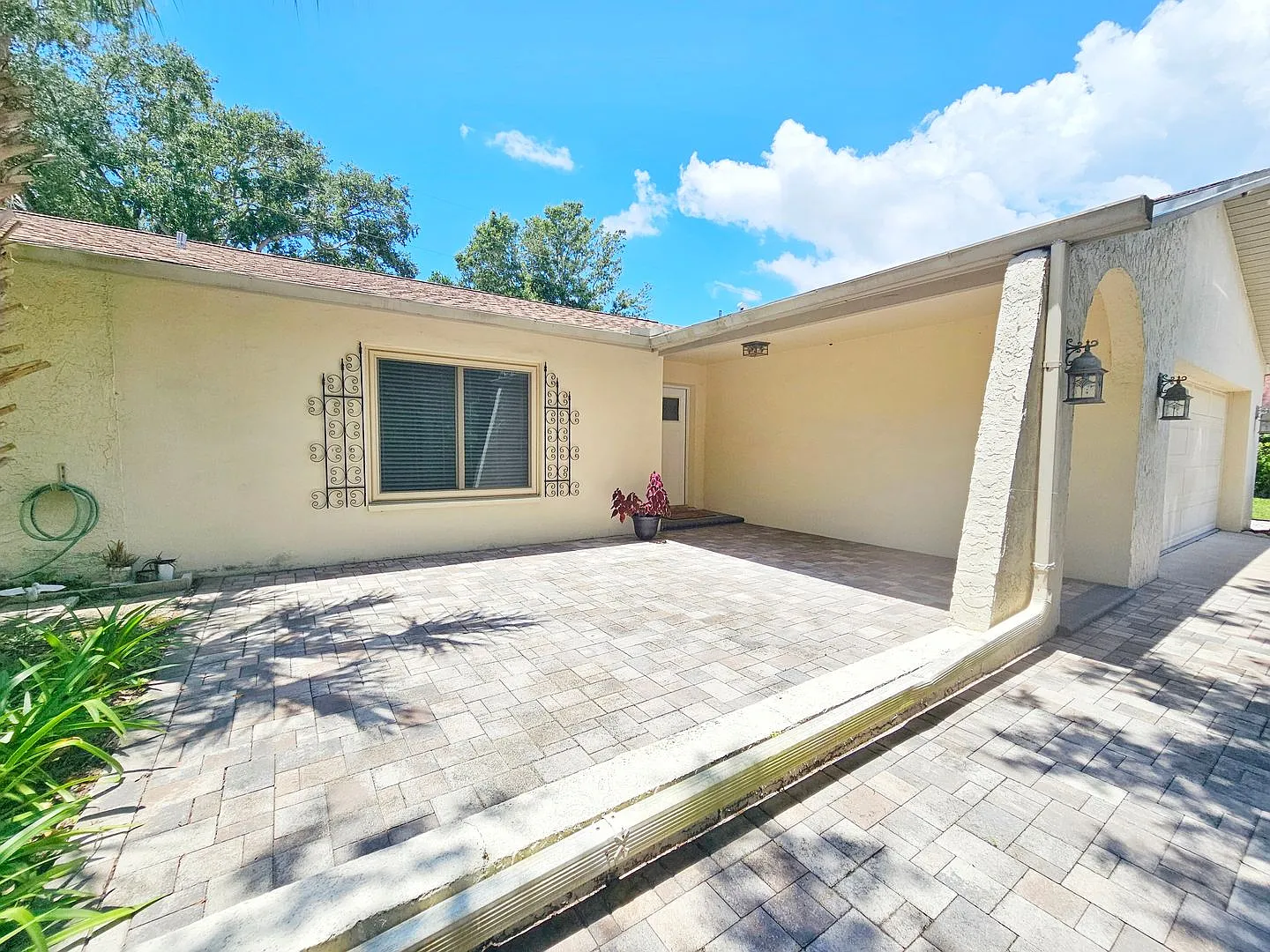 3 Bedroom 2 Bath Home in Safety Harbor — Photo 3