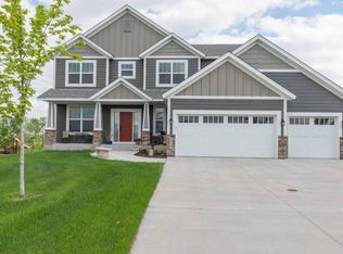 24767 Superior Cir, Rogers, MN 55374