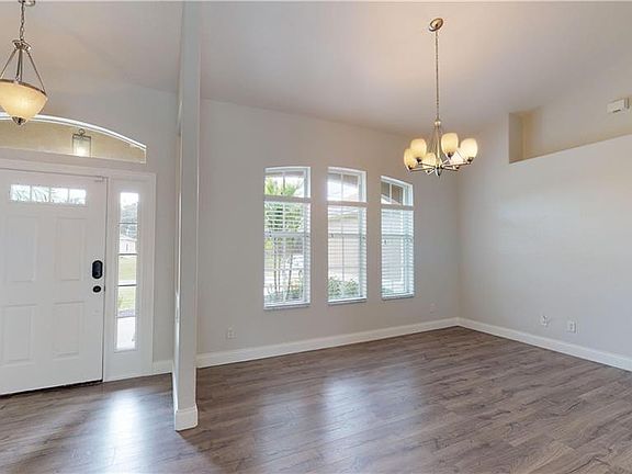 3rd image of 3445 Richardson St