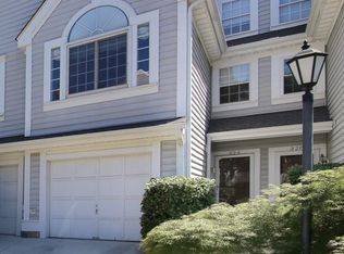 324 Overlook Dr, Occoquan, VA 22125