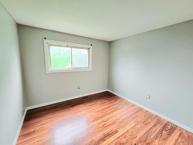 7556 Gordon Cir — Photo 14