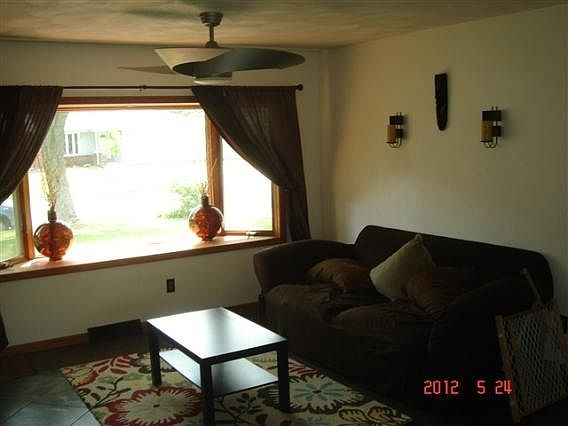 5th image of 743 Suffolk Dr