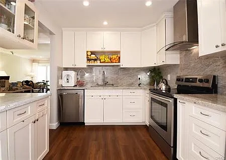 32 Seaview Dr N — Photo 5