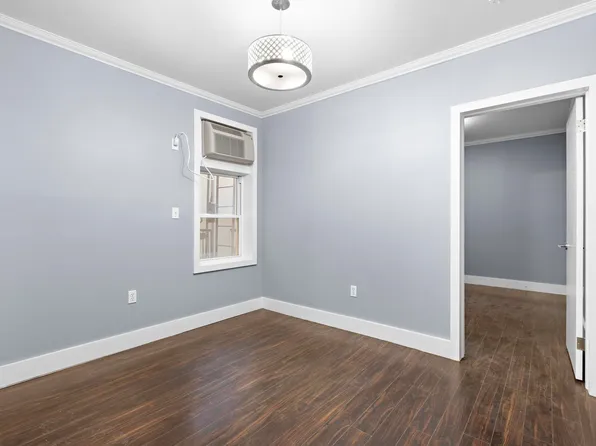 151 Sip Avenue image 2 of 16