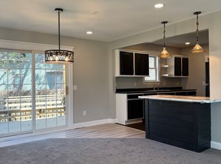 93 4th Ave SW, Forest Lake, MN 55025