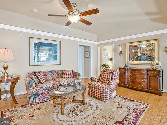 5th image of 7315 Brookview Rd Unit 207