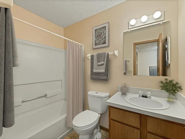 Waterford Pointe — Photo 20