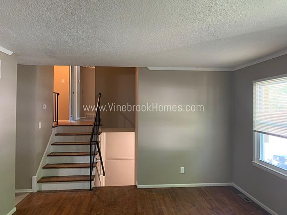5th image of 11717 Fuller Ave