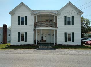 400 Trent St APT B, Princeton, WV 24740