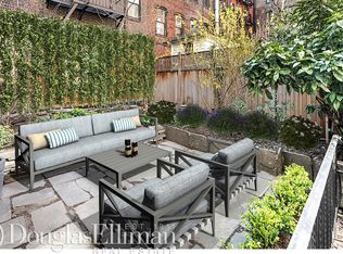 54 W 9th St APT 1, New York, NY 10011