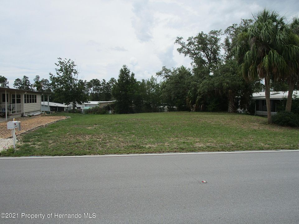 1st image of 15964 Brookridge Blvd