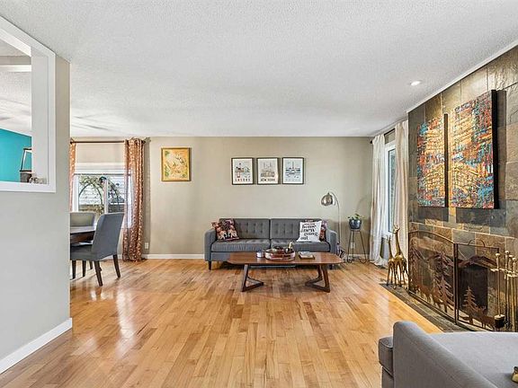 4th image of 7048 S 61st Ave NW