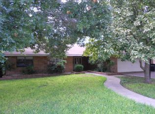 1505 Ridgemont Ln, Kerrville, TX 78028