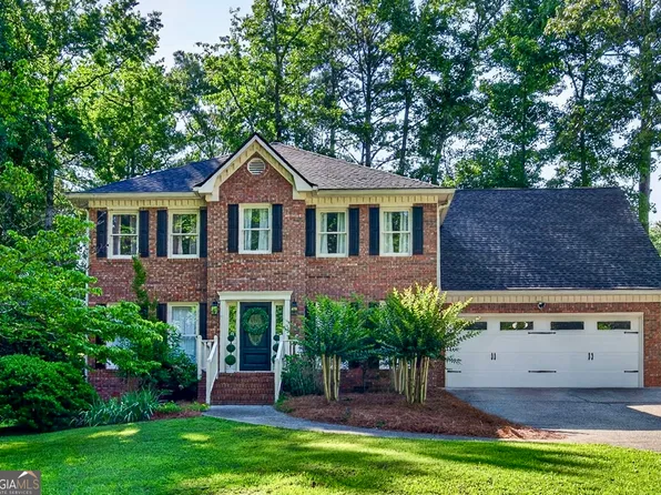 135 Crimson Rdg, Tyrone, GA 30290