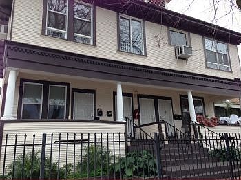 1st image of 702 W Park St