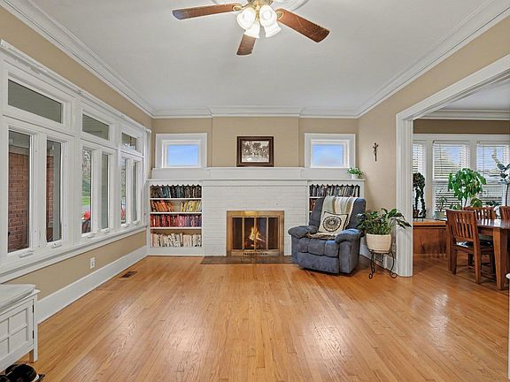3rd image of 226 Parkovash Ave